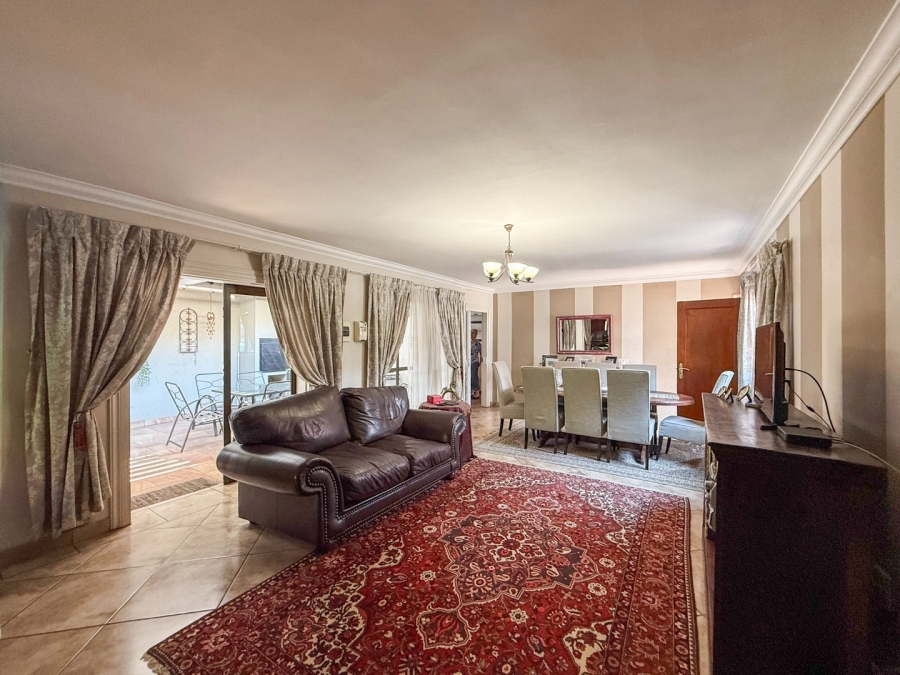 3 Bedroom Property for Sale in Melodie North West